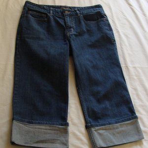 EDDIE BAUER Medium Wash CUFFED Crop CAPRI Jeans Sz 8 (19 Inch Inseam)